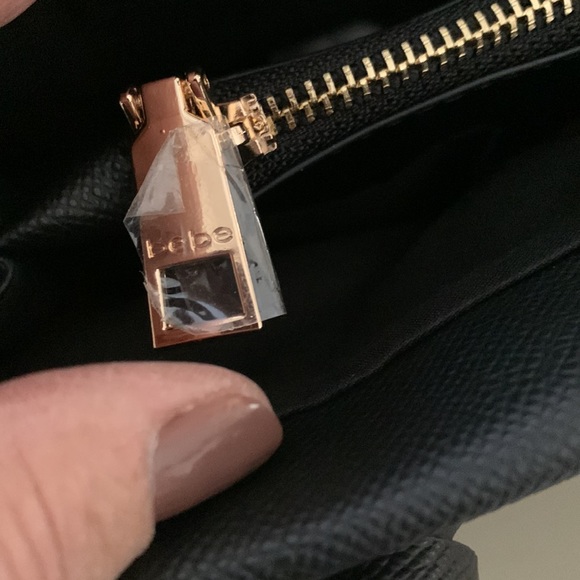 New bebe Ladies purse - Picture 11 of 16